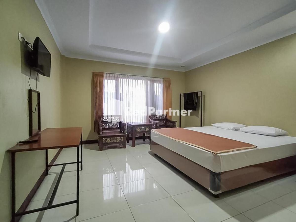 Pertiwi Village Redpartner Paragajen Экстерьер фото